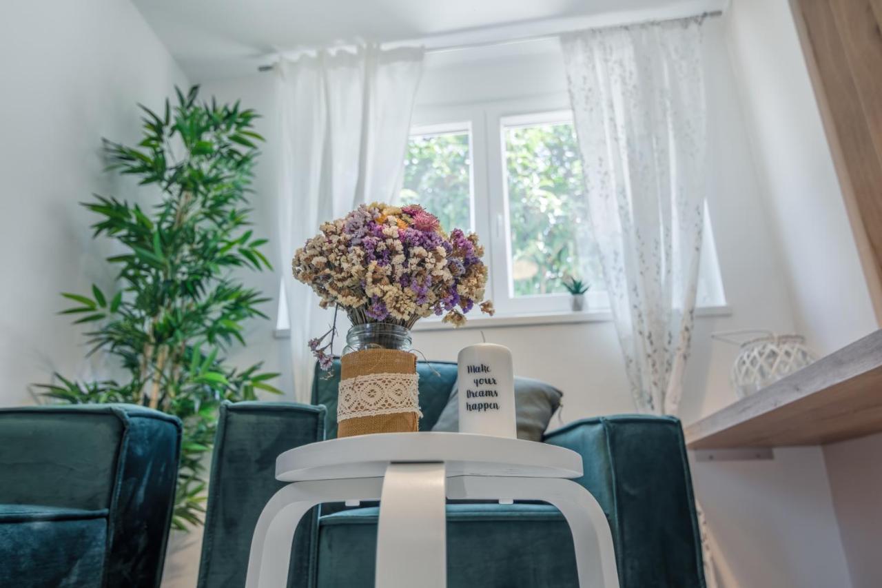 Apartment Norah With Private Parking Пула Экстерьер фото