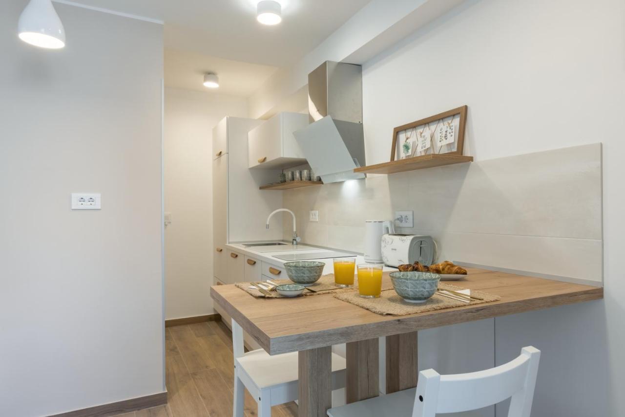 Apartment Norah With Private Parking Пула Экстерьер фото